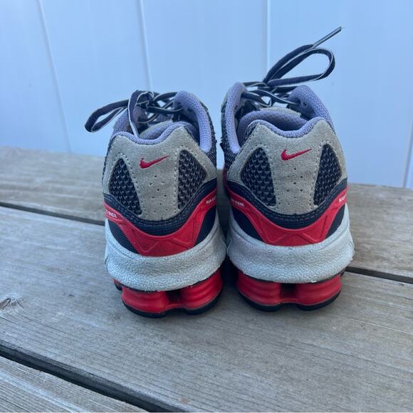 Y2K Nike Shox Red Gray Leather Running Shoes 313812-561 Women’s 8 - Picture 6 of 9